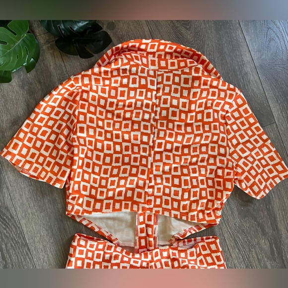 NWOT! ASOS DESIGN jersey jacquard collar retro romper in geo print size 2 - Picture 6 of 13